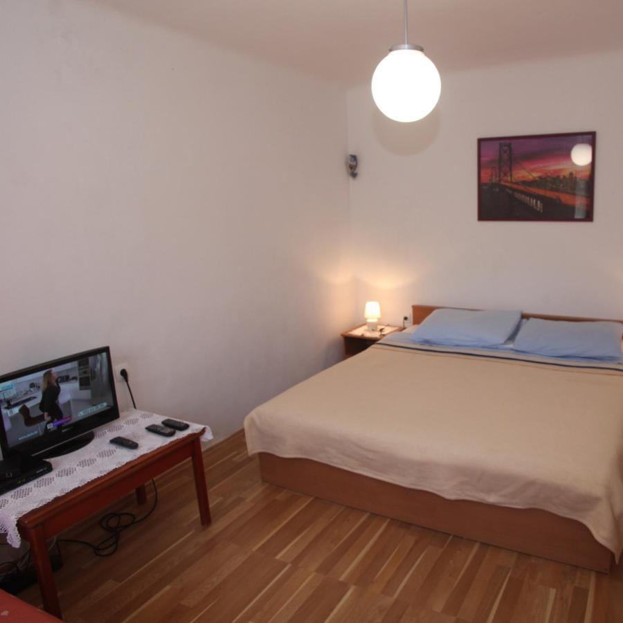 Apartments Anita Veli Lošinj Eksteriør billede